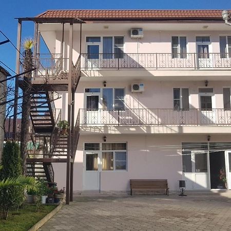 Holidays In Sukhum Sukhumi Exterior foto