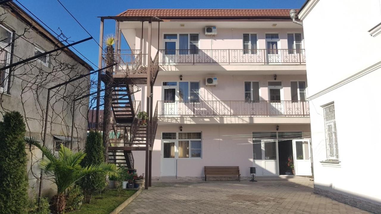 Holidays In Sukhum Sukhumi Exterior foto